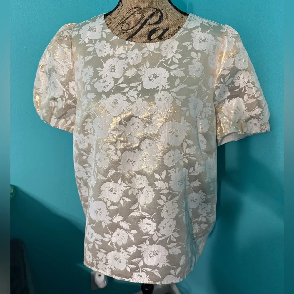 EUC J Crew Cropped Metallic Floral pattern Blouse w/puffy Sleeves Size XL